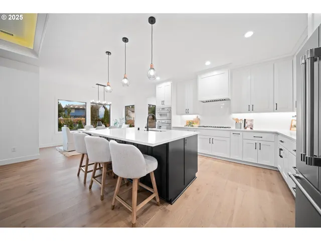 $999,000 | 1211 Northwest 150th Street, Vancouver, WA 98685