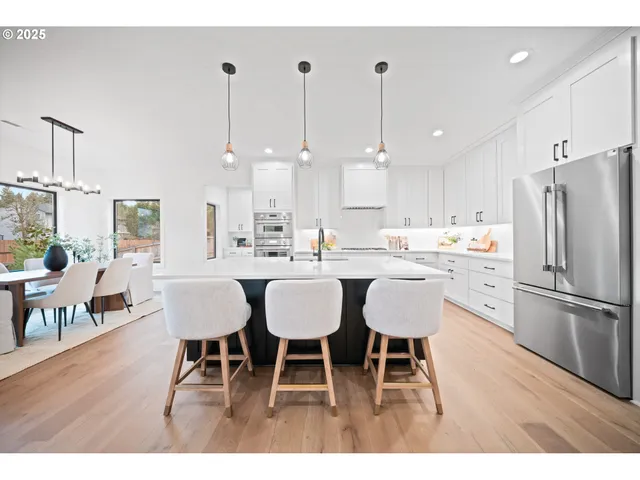 $999,000 | 1211 Northwest 150th Street, Vancouver, WA 98685