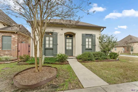 $329,900 | 14406 Villa Carre Drive, Baton Rouge, LA 70810
