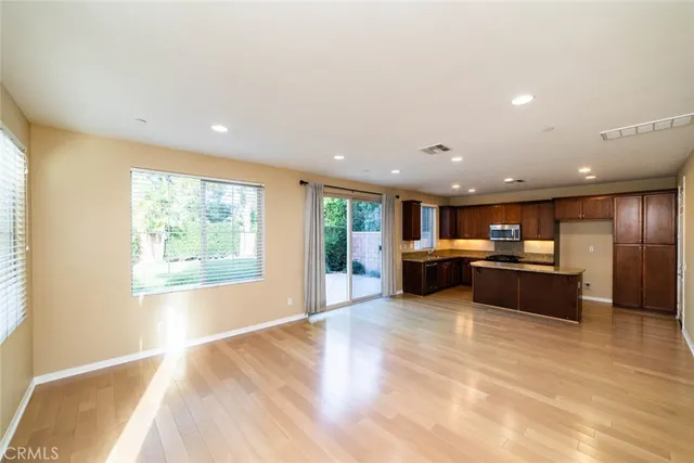 $4,350 | 168 Desert Bloom, Irvine, CA 92618