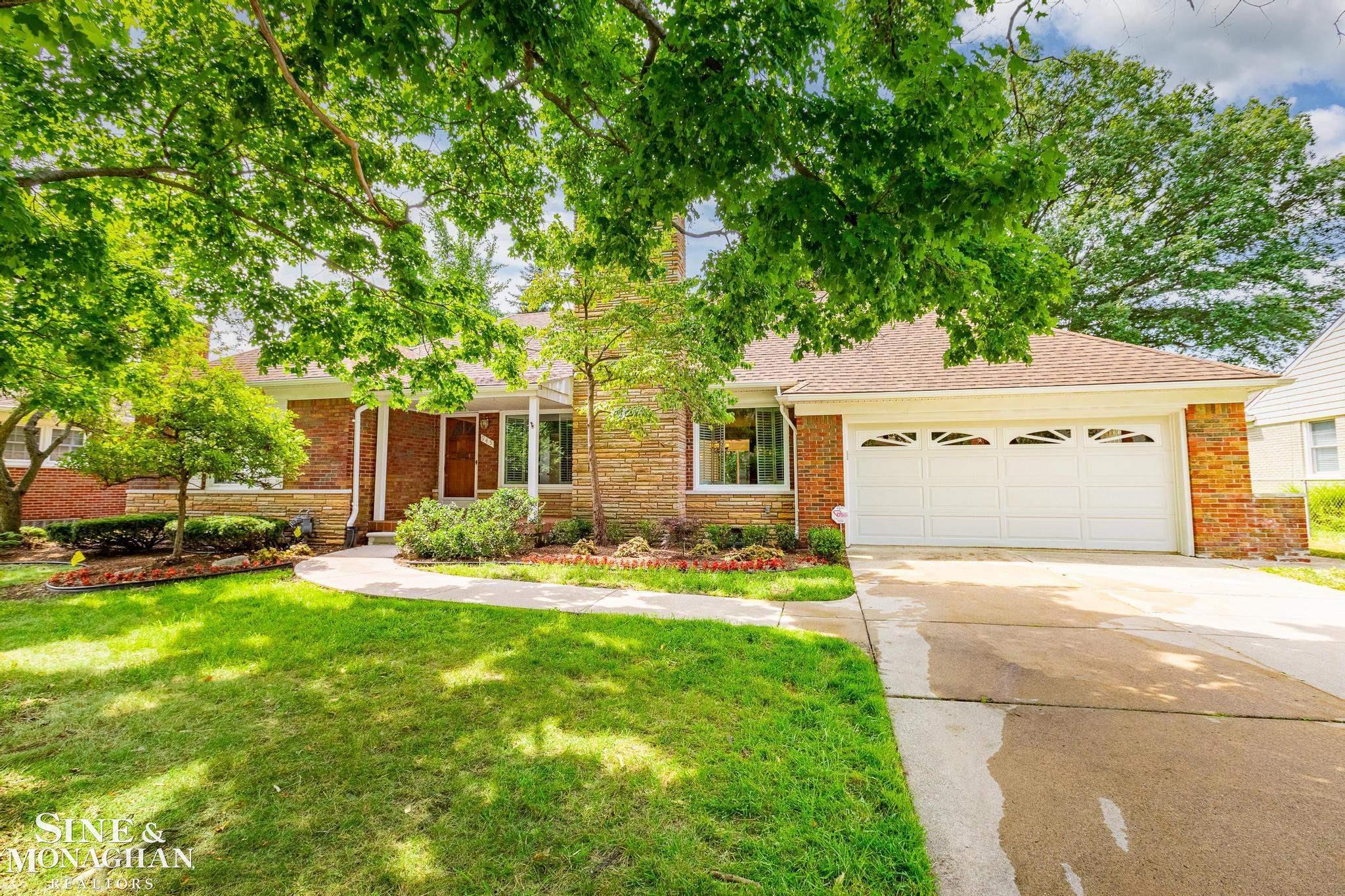 945 North Renaud Road Grosse Pointe, MI 48236 - Photo 28 of 28 50090194-27.JPG