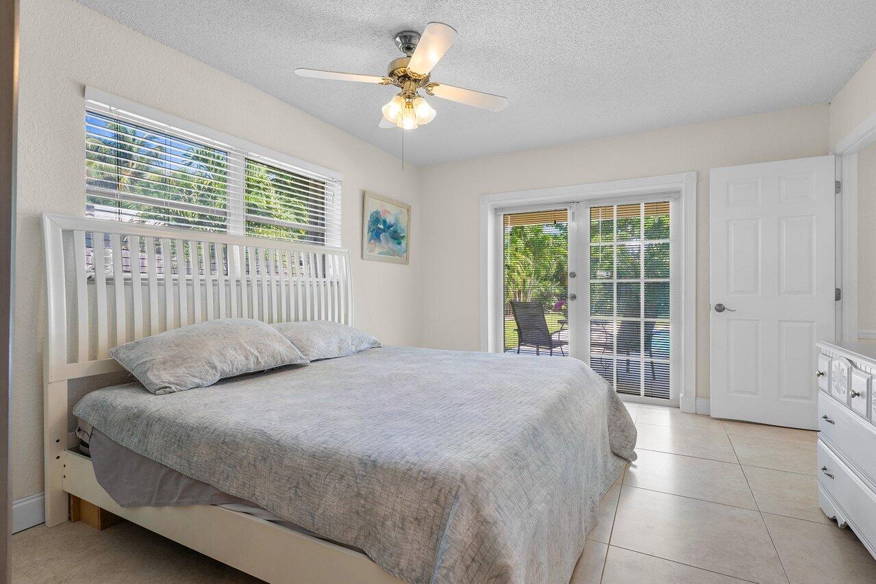 960 Southwest 20th Street Boca Raton, FL 33486 - Photo 15 of 40 Primary