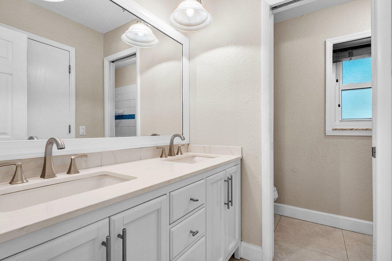 960 Southwest 20th Street Boca Raton, FL 33486 - Photo 18 of 40 Primary