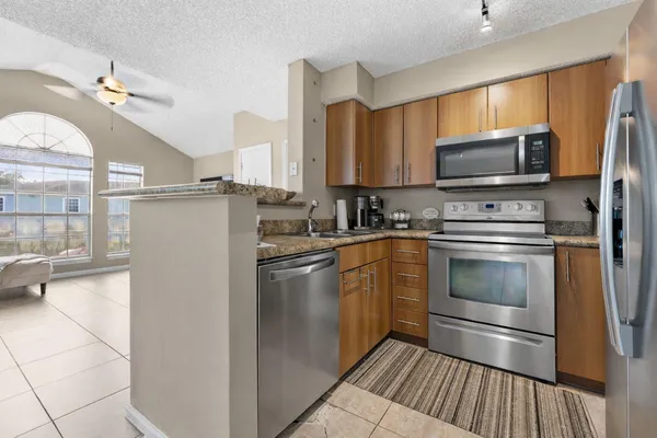 $2,300 | 1365 Crystal Way, Unit H, Delray Beach, FL 33444