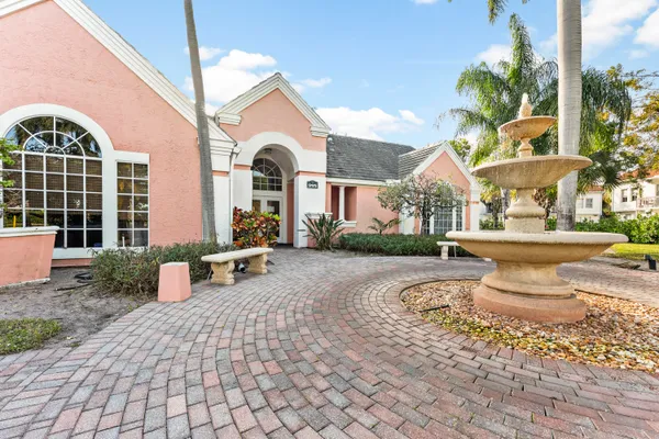 $2,300 | 1365 Crystal Way, Unit H, Delray Beach, FL 33444