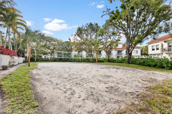 $2,300 | 1365 Crystal Way, Unit H, Delray Beach, FL 33444