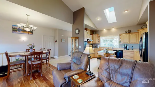$679,000 | 937 Orchard Avenue, Moscow, ID 83843