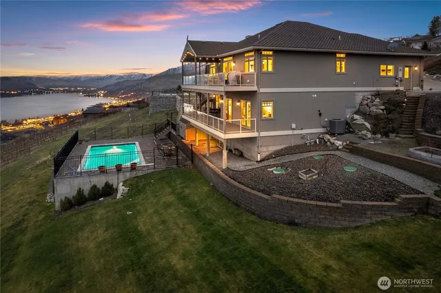 $1,850,000 | 144 Mirabella Drive, Chelan, WA 98816