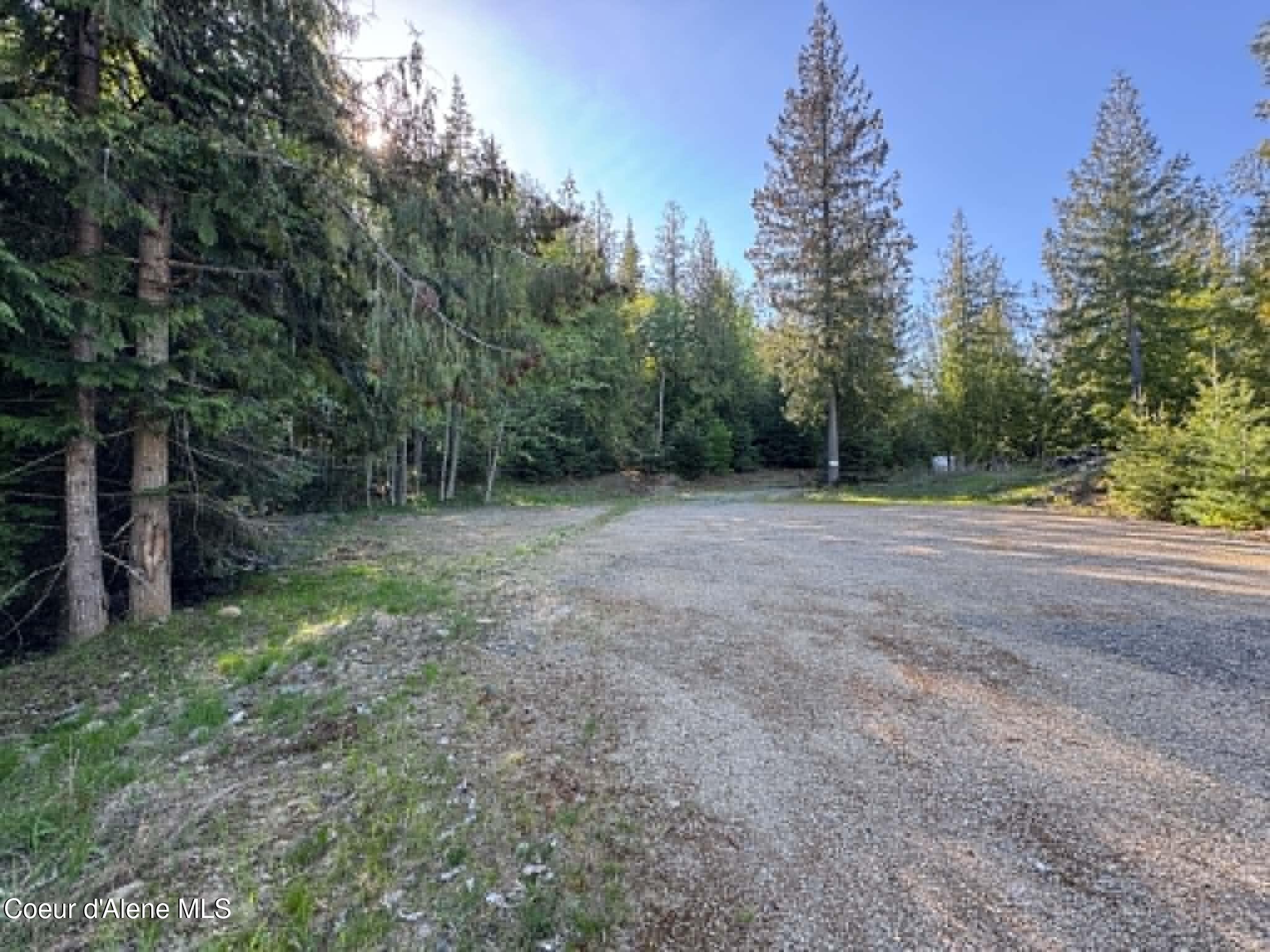 90 Shawnee Path Sagle, ID 83860 - Photo 3 of 47 07d0a5d2-e707-4b39-b0a8-7af7aca6c7b8