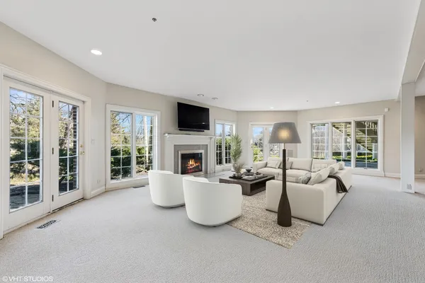 $2,900,000 | 560 Oak Knoll Road, Barrington Hills, IL 60010
