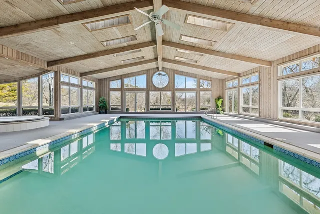$2,900,000 | 560 Oak Knoll Road, Barrington Hills, IL 60010