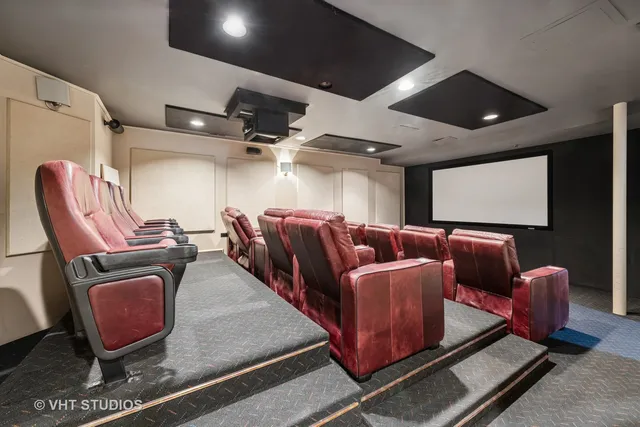 $2,900,000 | 560 Oak Knoll Road, Barrington Hills, IL 60010