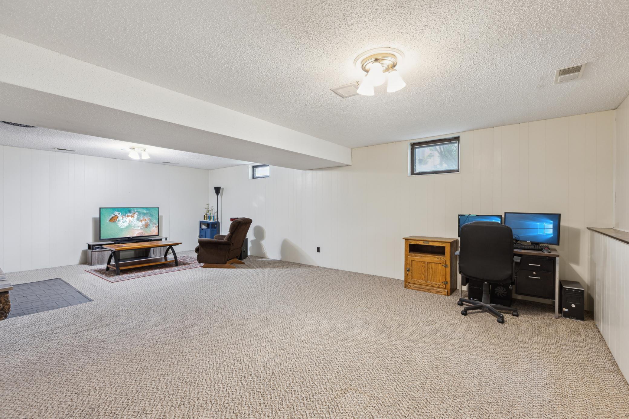 111 Franklin Avenue Southwest Watertown, MN 55388 - Photo 19 of 27