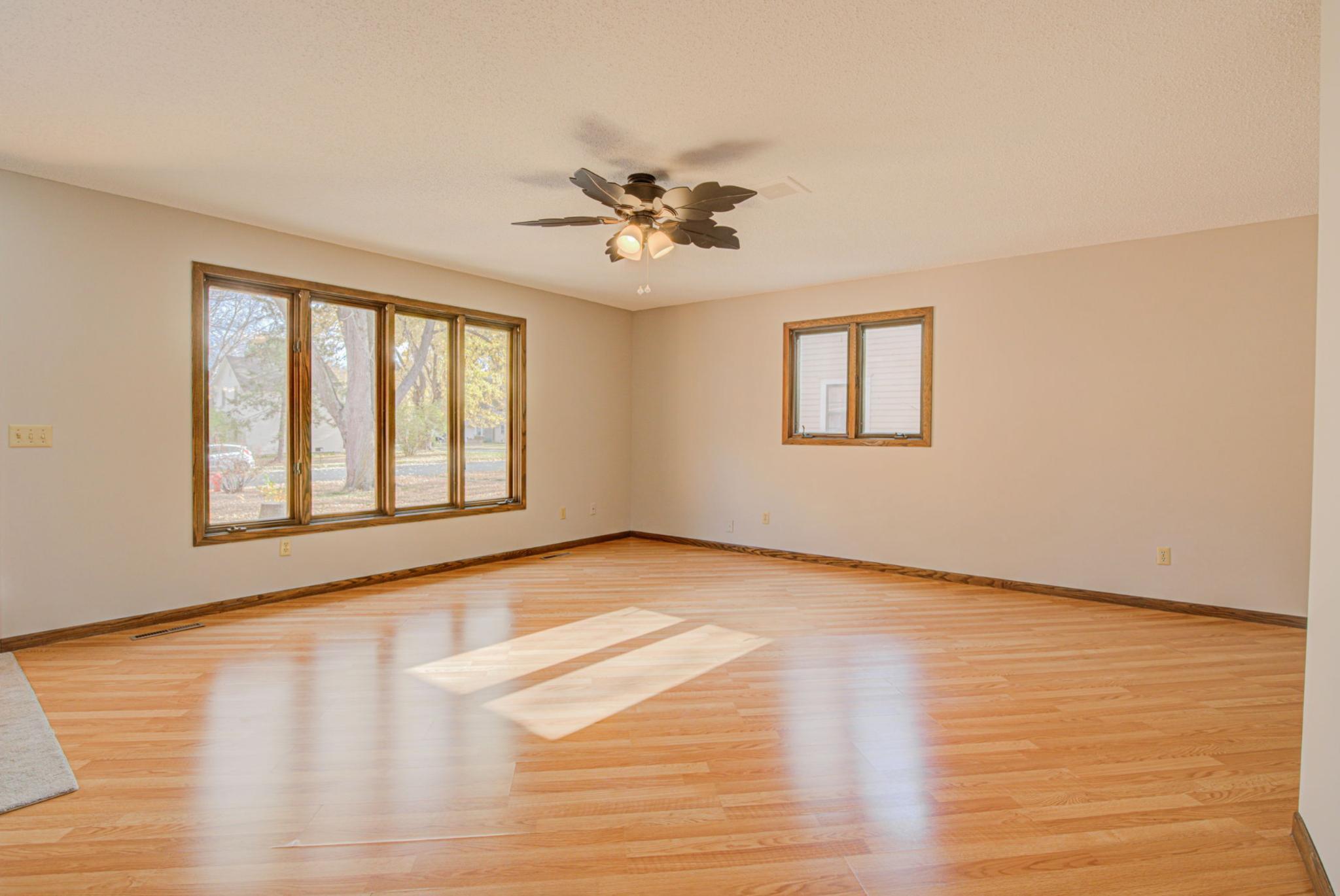 111 Franklin Avenue Southwest Watertown, MN 55388 - Photo 5 of 27