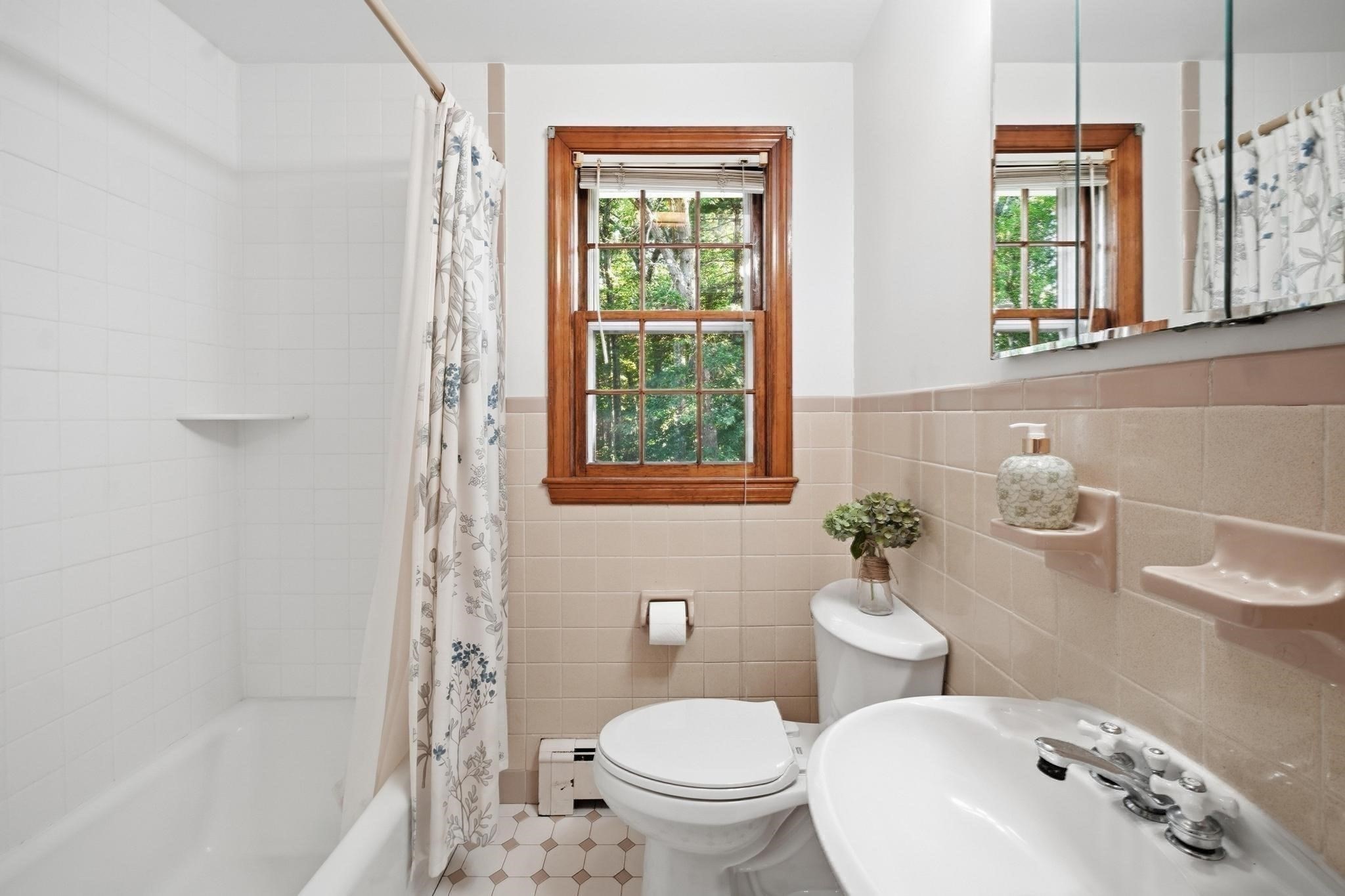 32 Dividence Road Reading, MA 01867 - Photo 21 of 42 Gallery Image 21