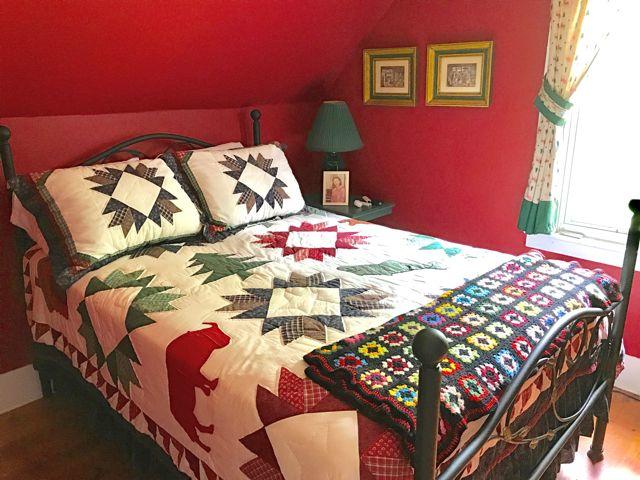 87 Pretty Marsh Road Mount Desert, ME 04660 - Photo 25 of 27 red bedroom