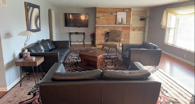 $4,000 | 200 East Glendora Drive, Bloomington, IN 47408