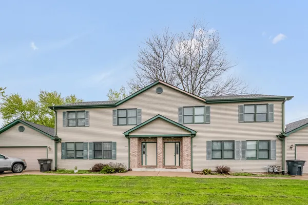 $499,900 | 1925 Beulah Avenue, Unit 1927, East Troy, WI 53120