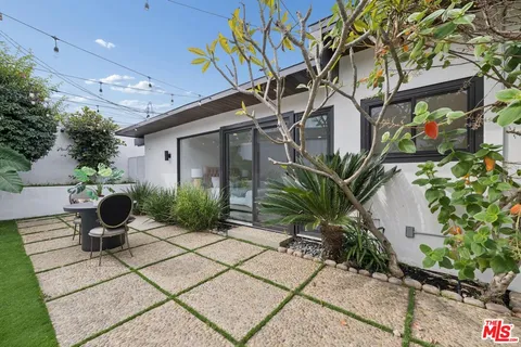 $1,675,000 | 3804 Duray Place, Los Angeles, CA 90008