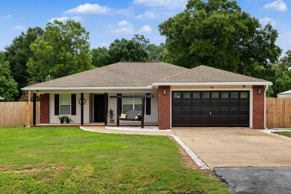 $259,900 | 6107 Old Hickory Road, Crestview, FL 32539