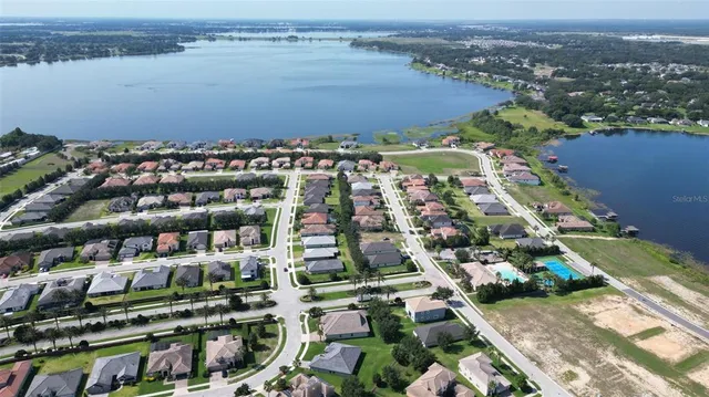 a view of a terrace with sky view