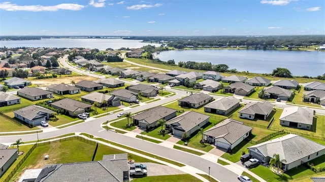 $425,000 | 5150 Villa Crest Way, Auburndale, FL 33823