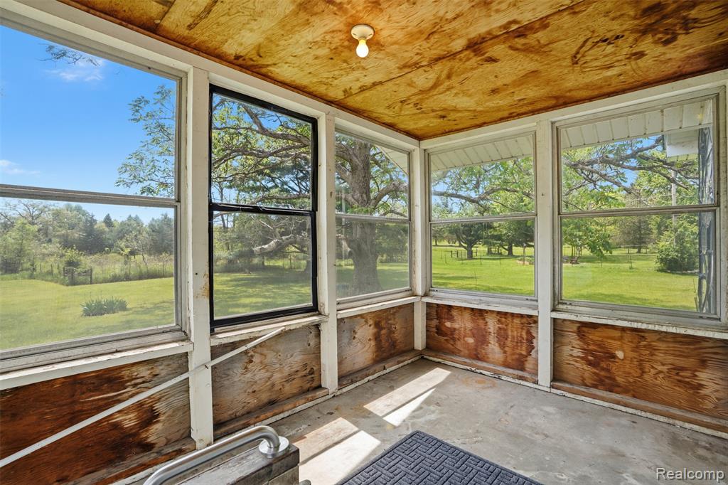 3405 West Coon Lake Road Howell, MI 48843 - Photo 19 of 36