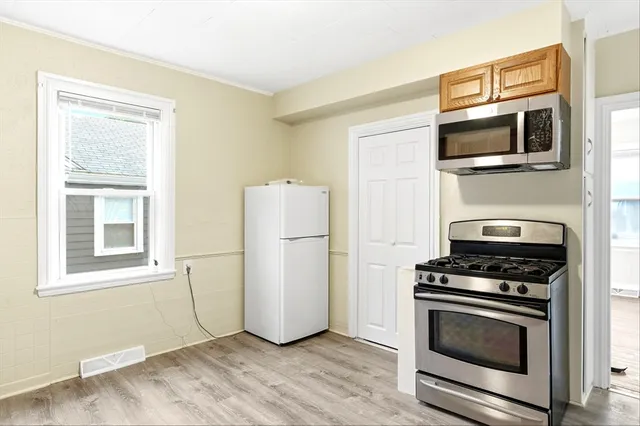 $2,400 | 43 Kent Street, Unit 1, Quincy, MA 02169