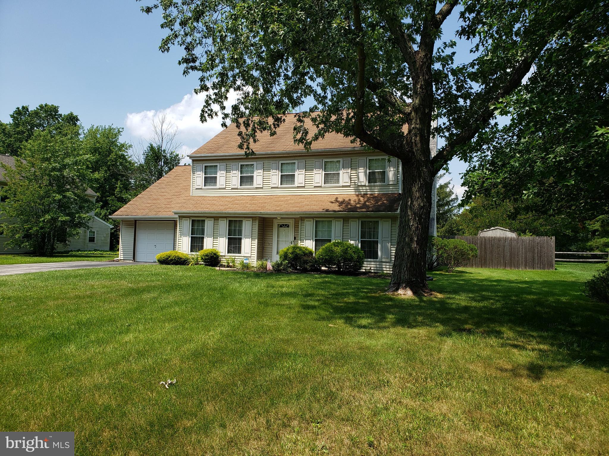566 Lamplighter Road Horsham, PA 19044 - Photo 3 of 22 Gallery Image 3