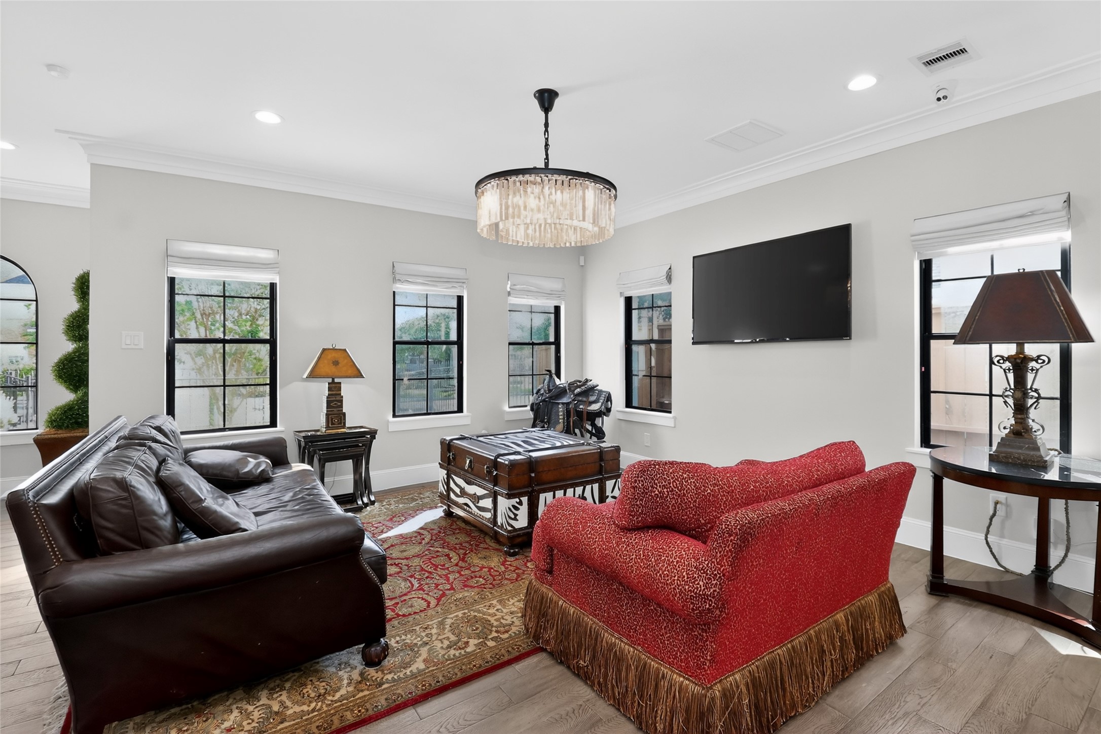 2425 Binz Street Houston, TX 77004 - Photo 6 of 26