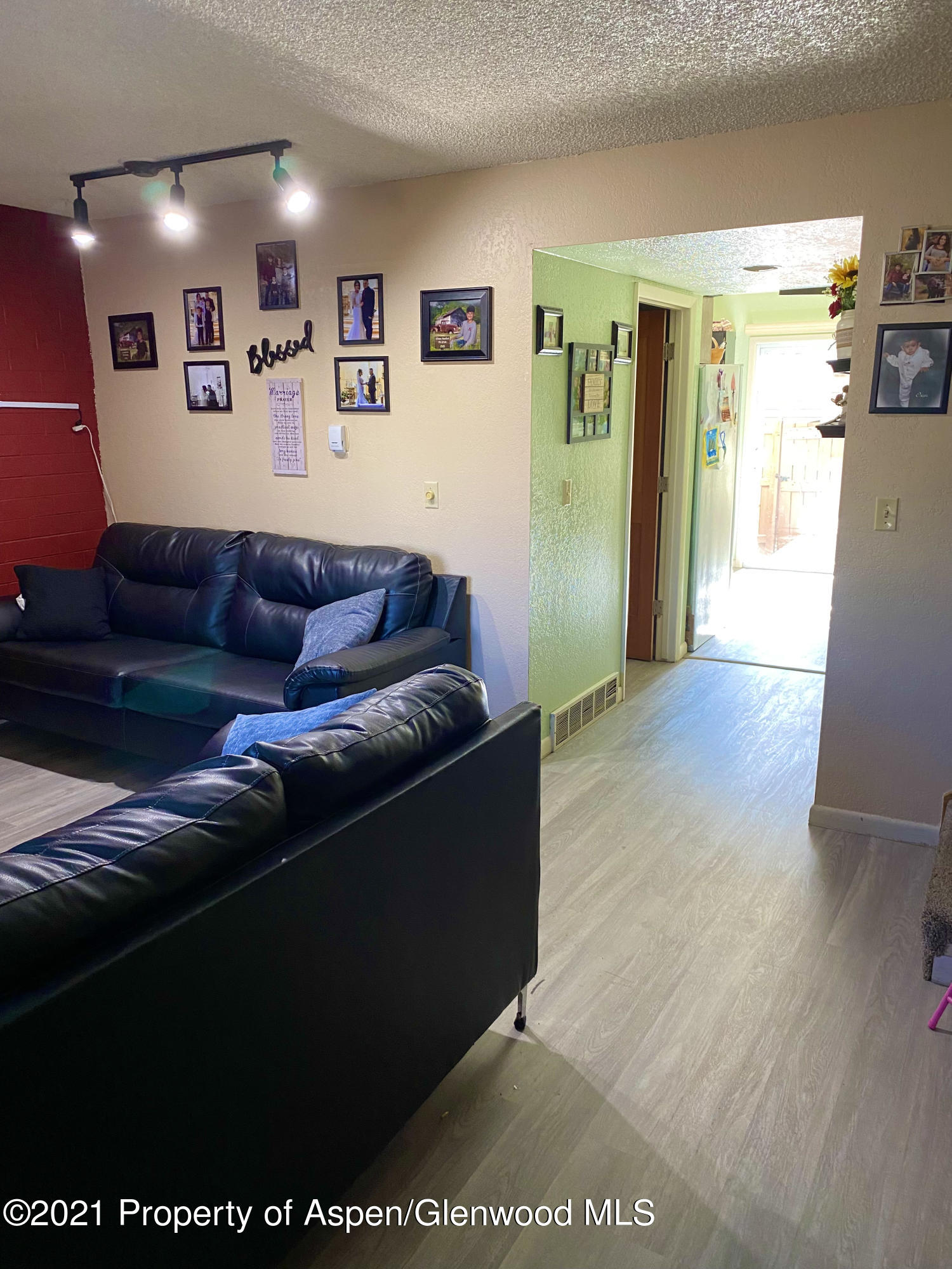 Living Room 4