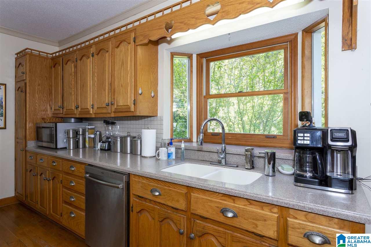 324 North Pine Hill Road Birmingham, AL 35217 - Photo 19 of 38