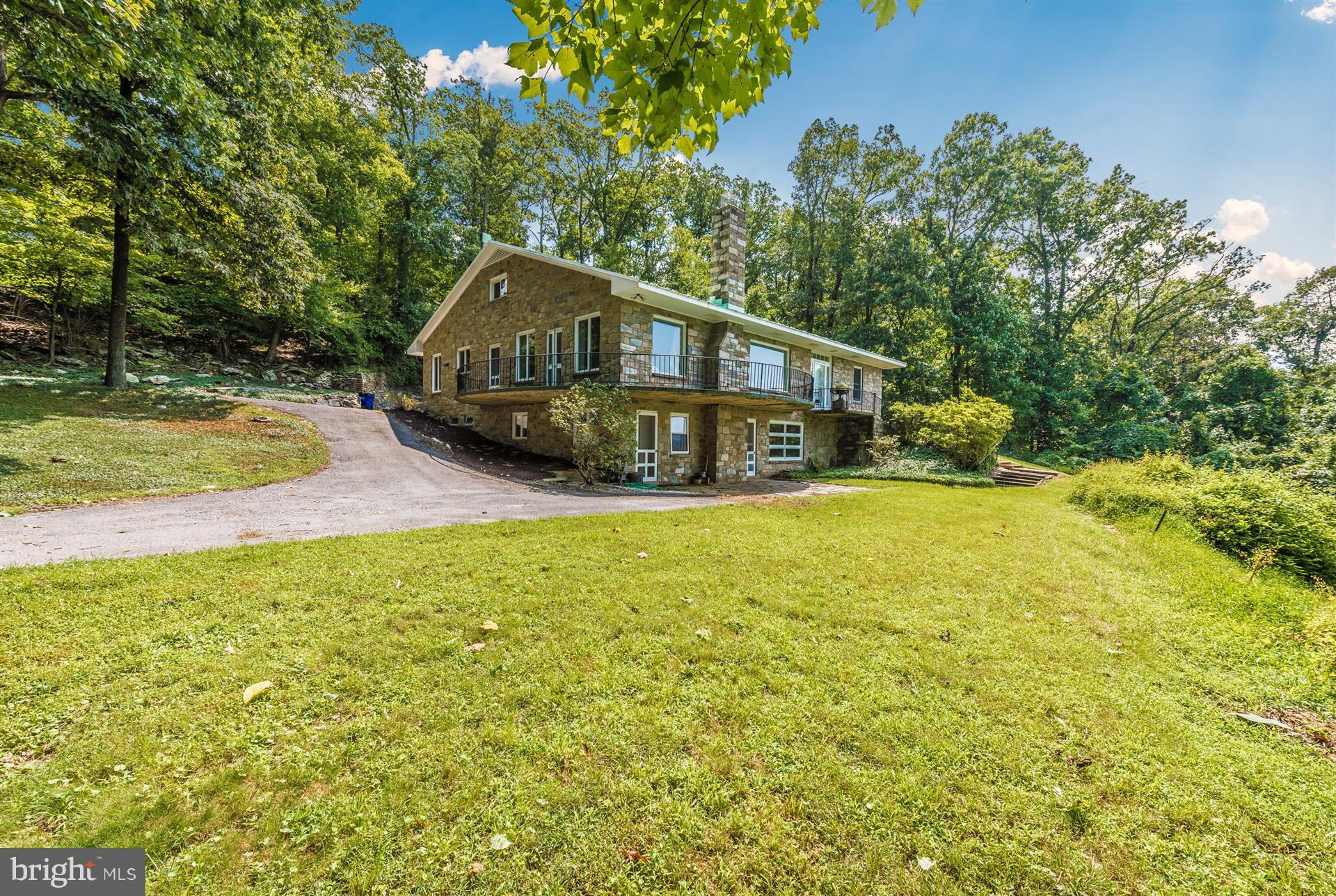 3455 Mar Lu Ridge Road Jefferson, MD 21755 - Photo 2 of 37 Exterior (Rear)
