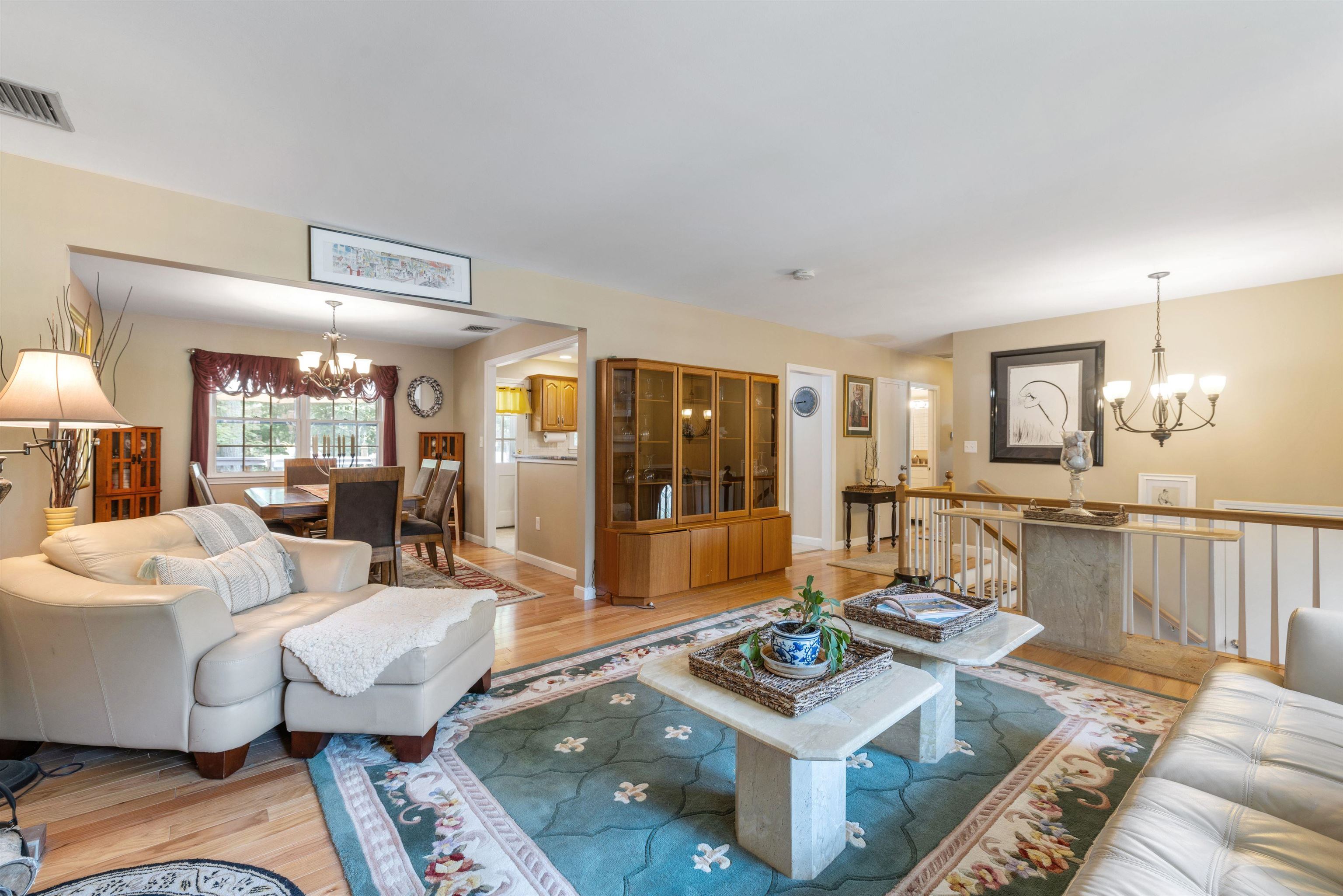 522 Oak Street Manchester, NH 03104 - Photo 28 of 33