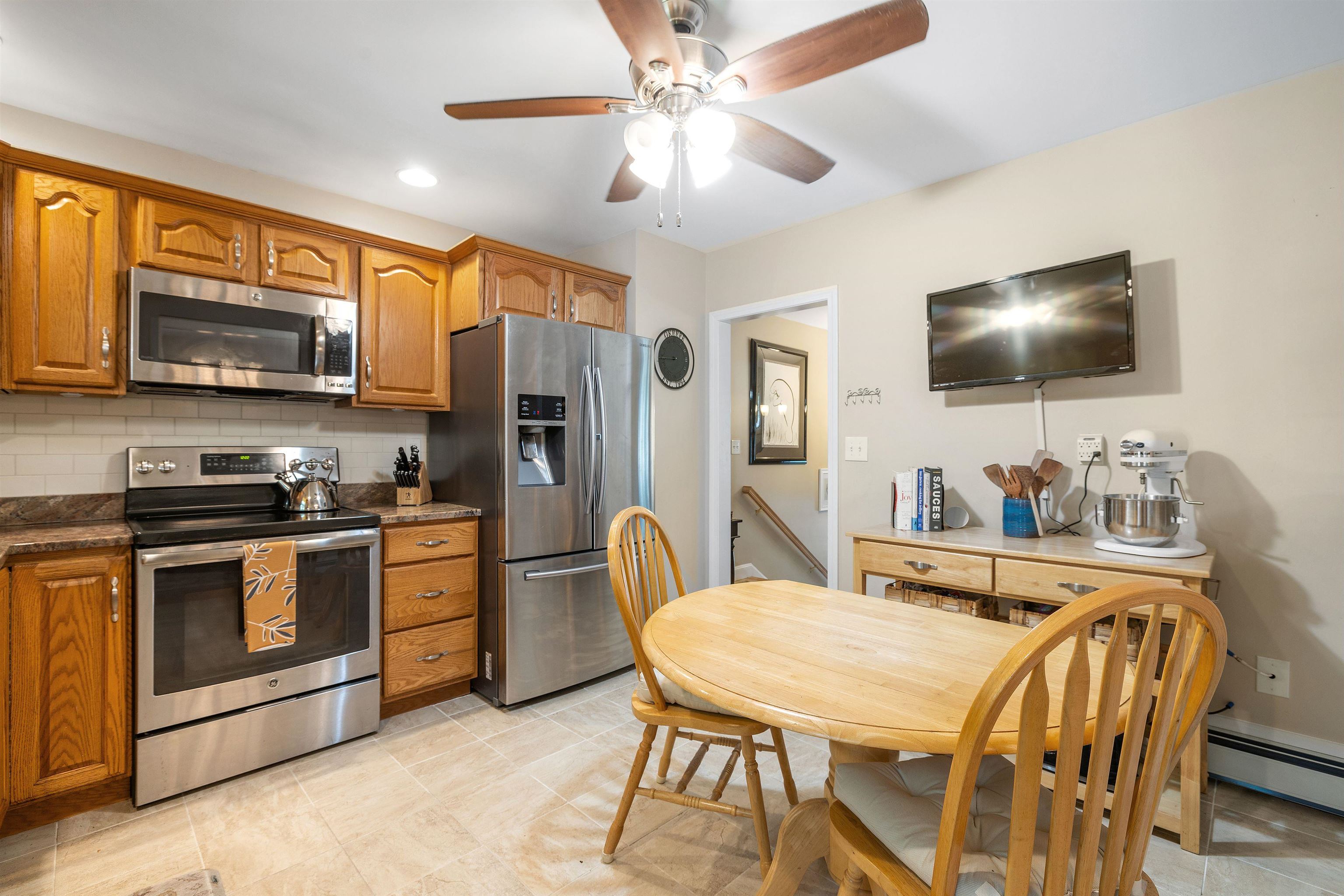 522 Oak Street Manchester, NH 03104 - Photo 32 of 33