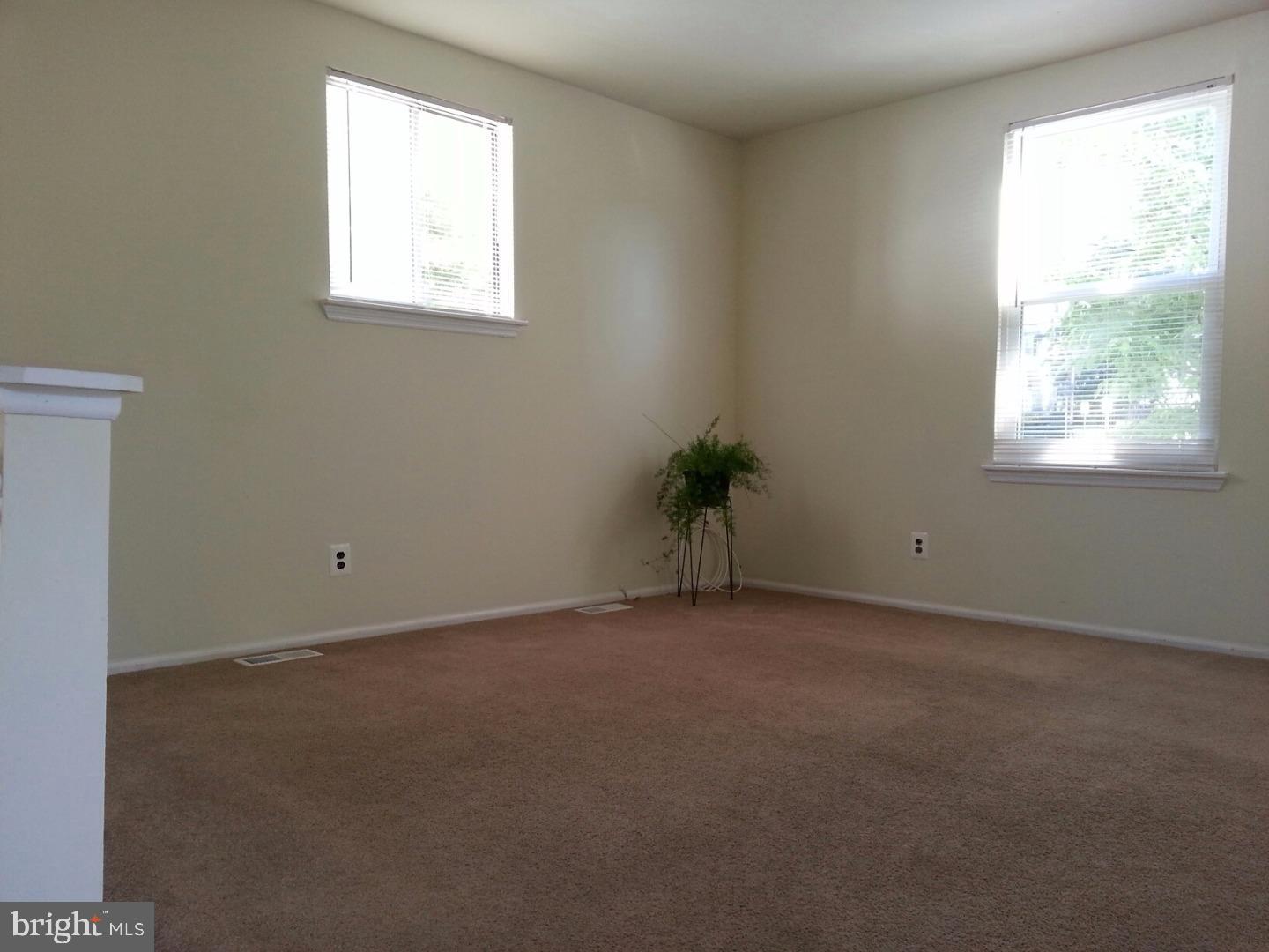 210 Ellis Street Haddonfield, NJ 08033 - Photo 3 of 16 Living room