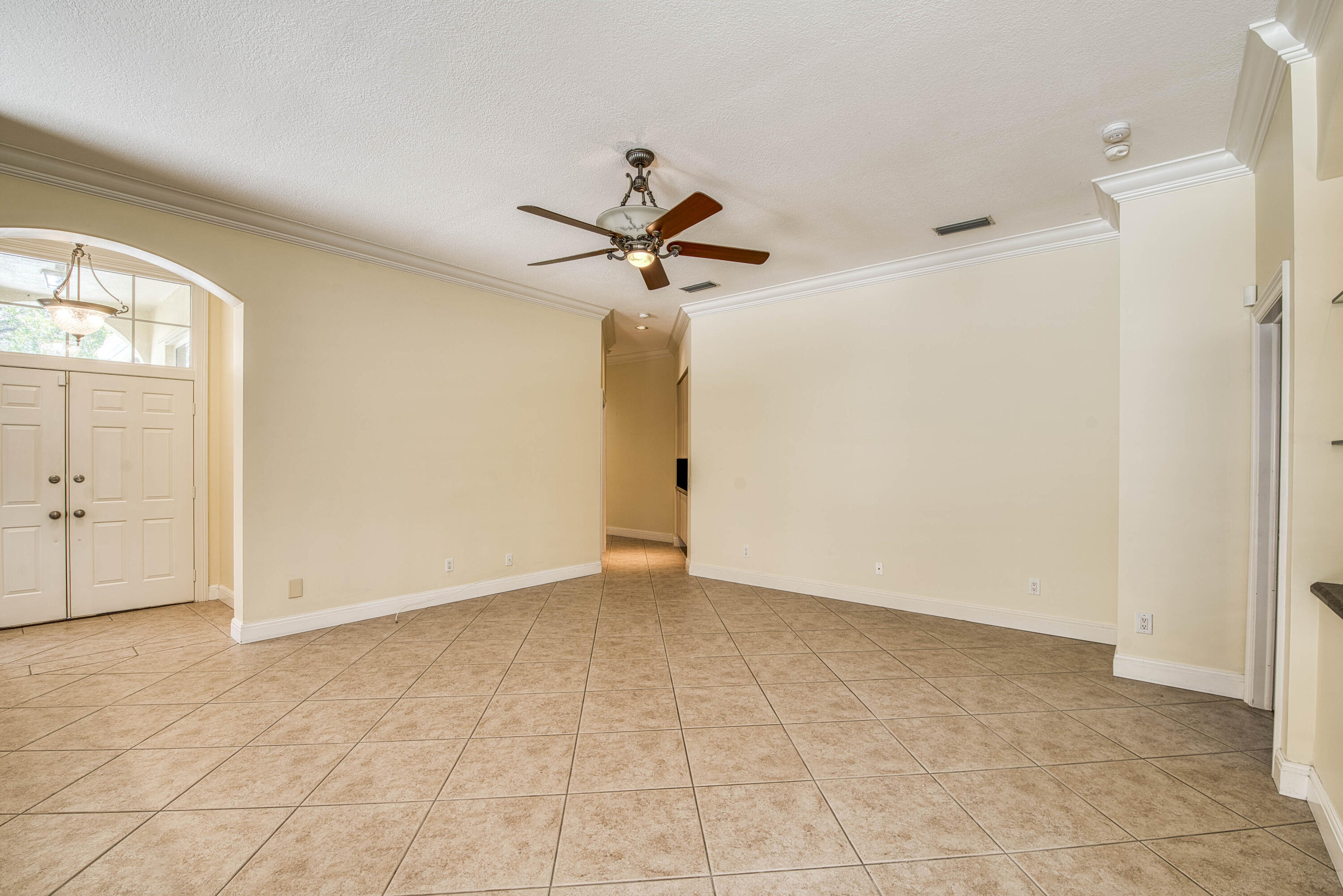 190 South Hampton Drive Jupiter, FL 33458 - Photo 2 of 38 _IMG7578_HDR