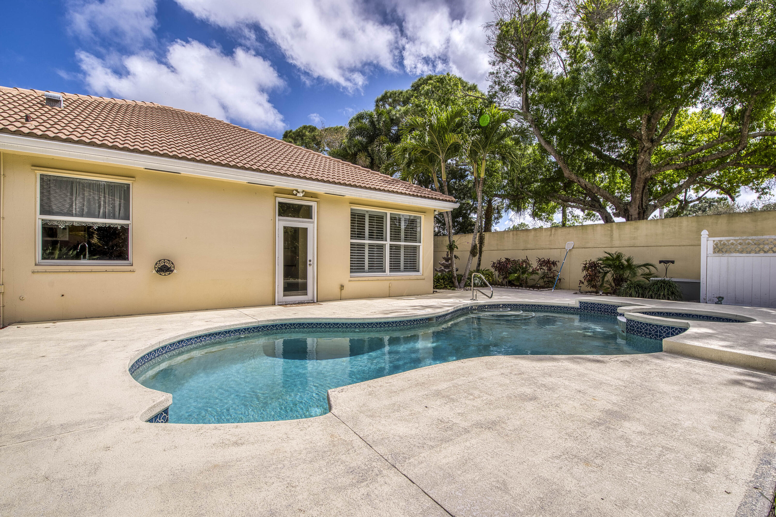 190 South Hampton Drive Jupiter, FL 33458 - Photo 26 of 38 _IMG7647_HDR
