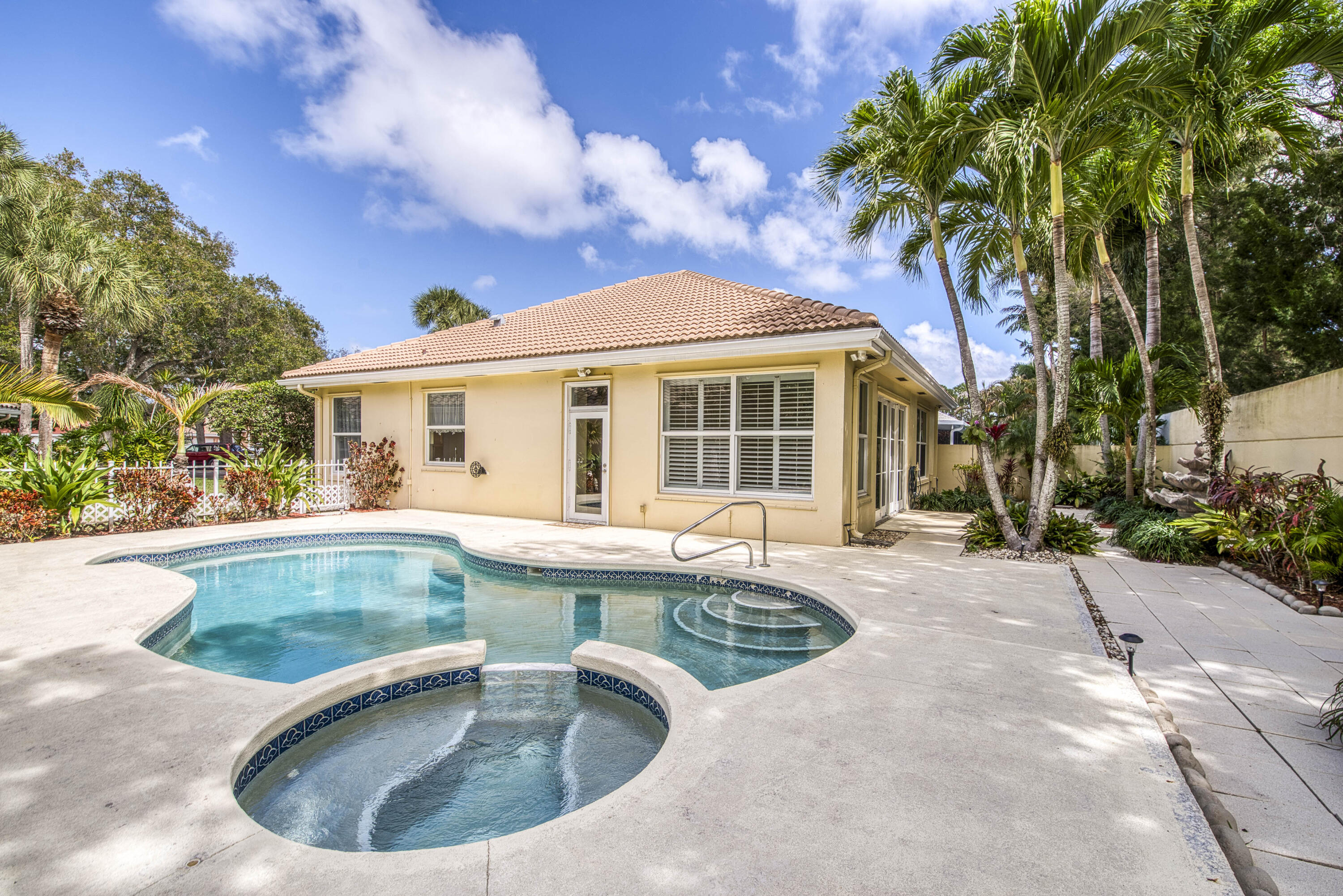 190 South Hampton Drive Jupiter, FL 33458 - Photo 29 of 38 _IMG7662_HDR
