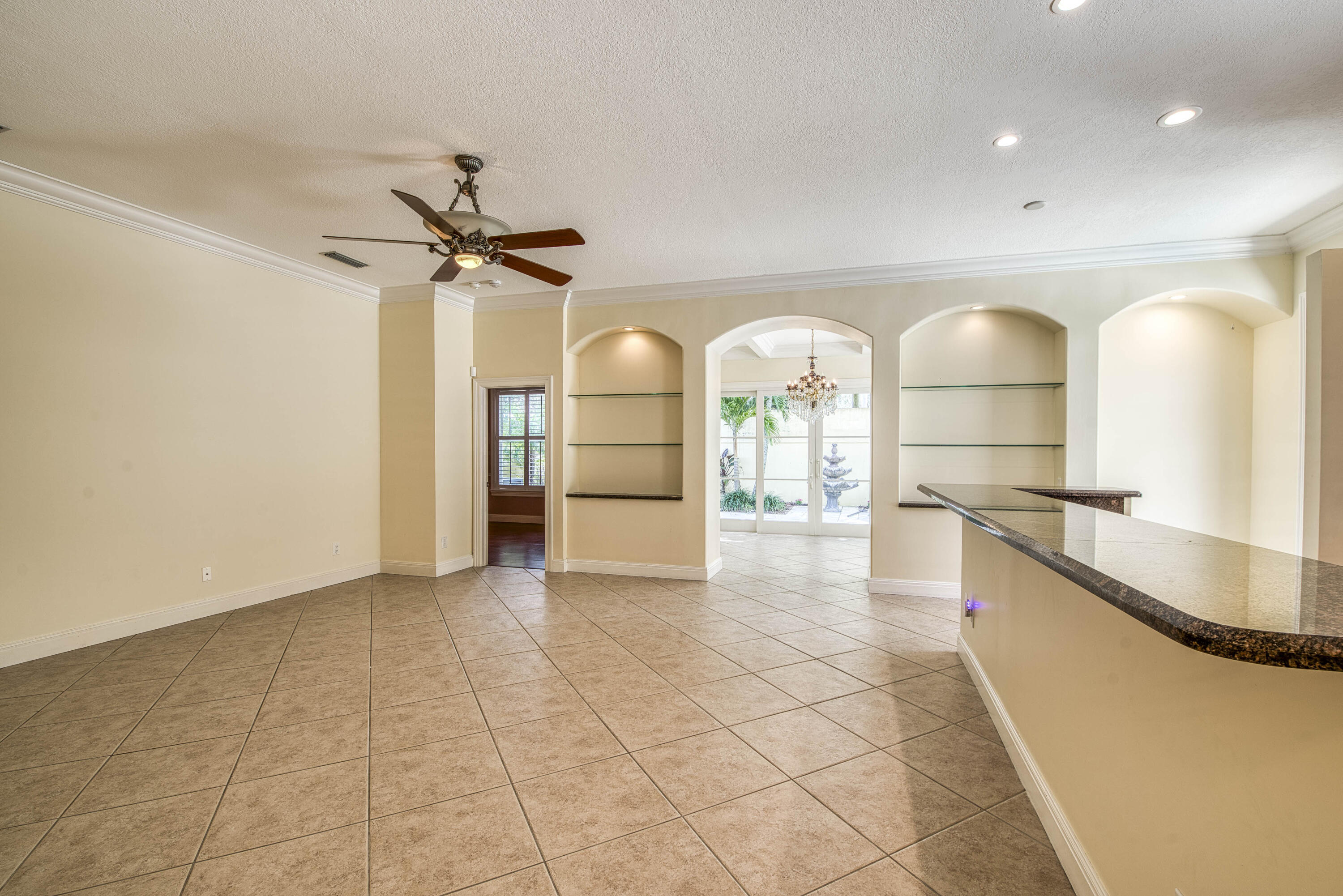 190 South Hampton Drive Jupiter, FL 33458 - Photo 3 of 38 _IMG7590_HDR