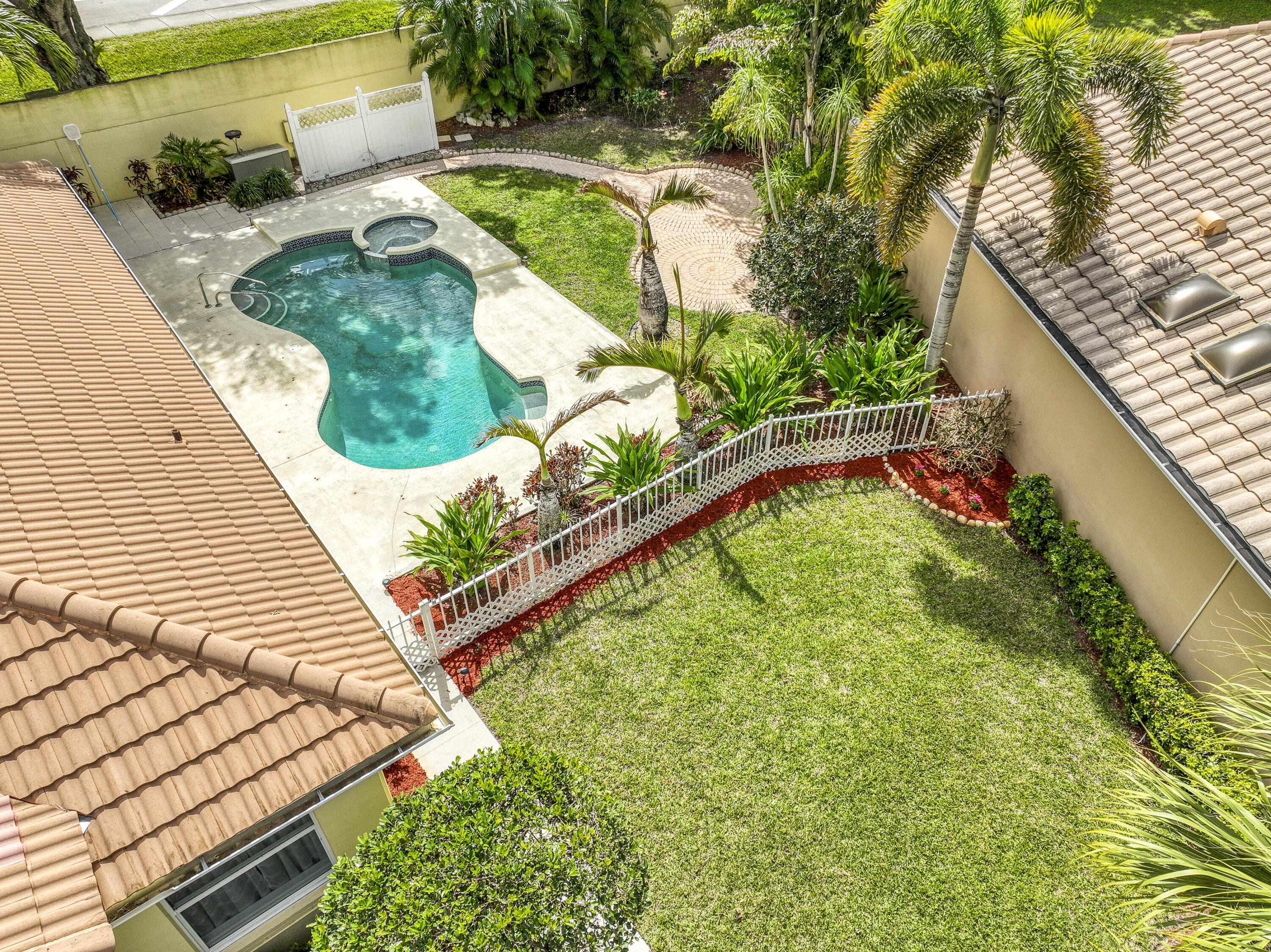 190 South Hampton Drive Jupiter, FL 33458 - Photo 36 of 38 DJI_0821