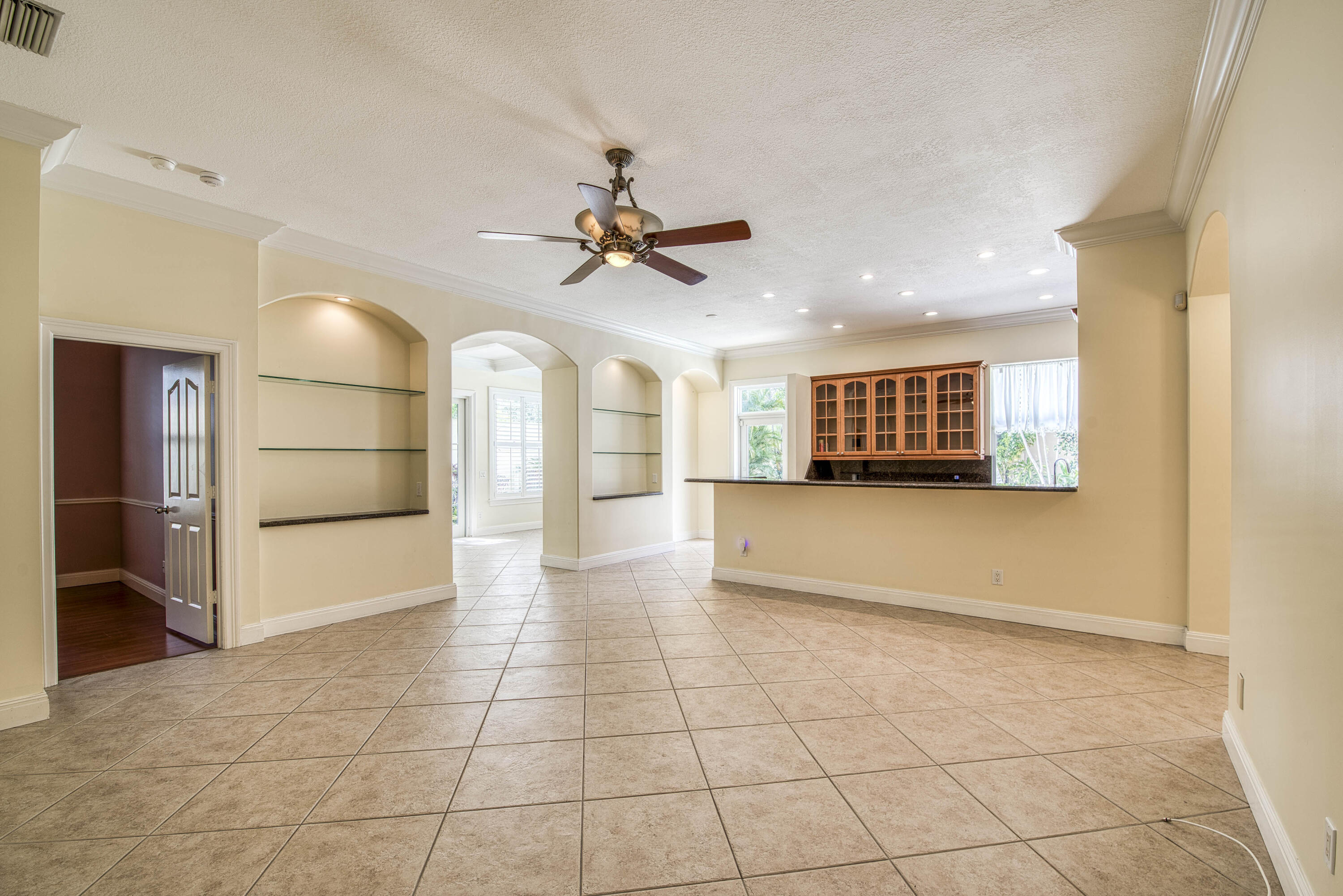 190 South Hampton Drive Jupiter, FL 33458 - Photo 4 of 38 _IMG7584_HDR
