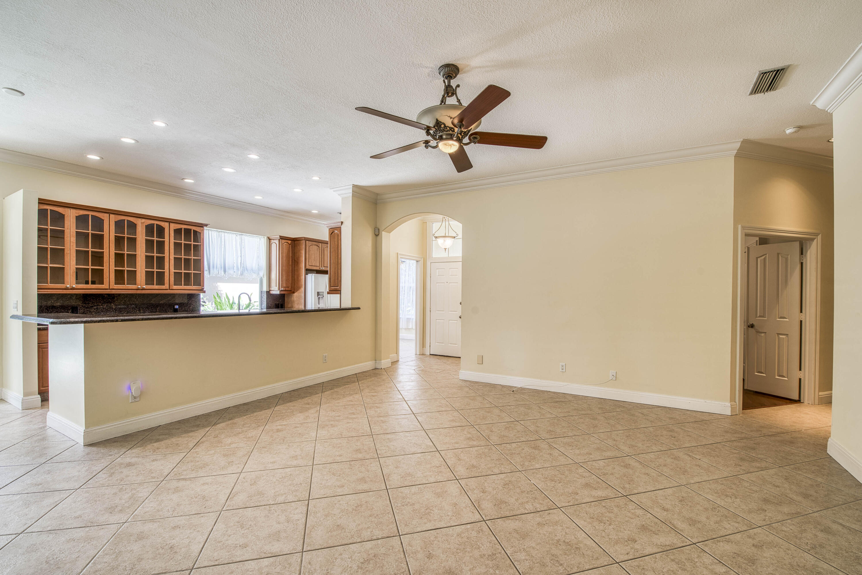 190 South Hampton Drive Jupiter, FL 33458 - Photo 6 of 38 _IMG7581_HDR