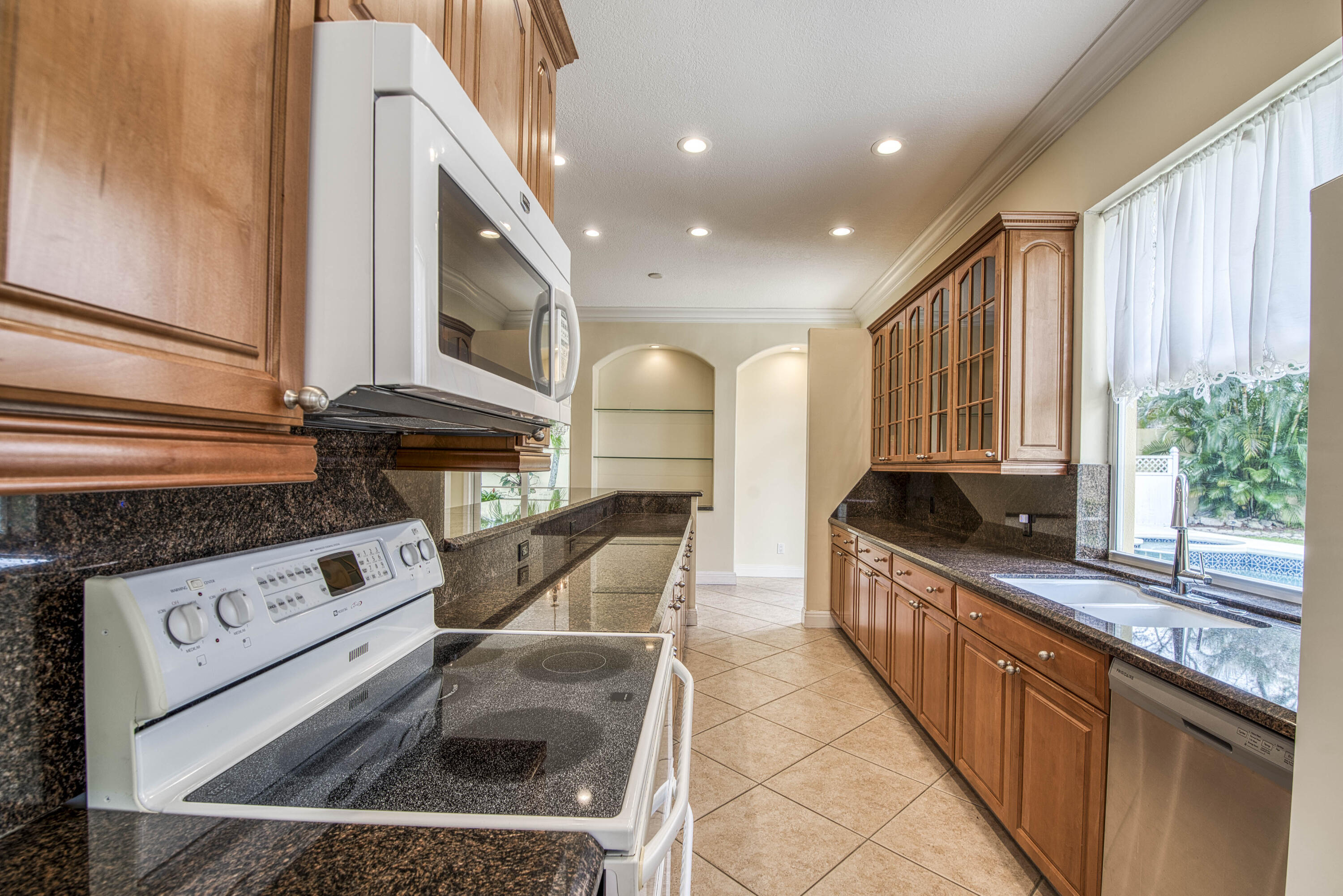 190 South Hampton Drive Jupiter, FL 33458 - Photo 10 of 38 _IMG7575_HDR