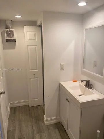 $1,600 | 1089 Benoist Farms Road, Unit 107, West Palm Beach, FL 33411