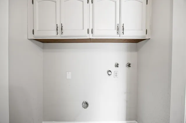 $280,000 | 897 Greenfield Avenue, Hanford, CA 93230