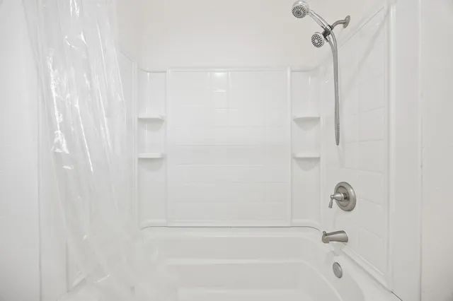 $280,000 | 897 Greenfield Avenue, Hanford, CA 93230