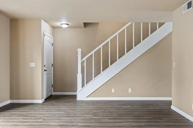 $280,000 | 897 Greenfield Avenue, Hanford, CA 93230