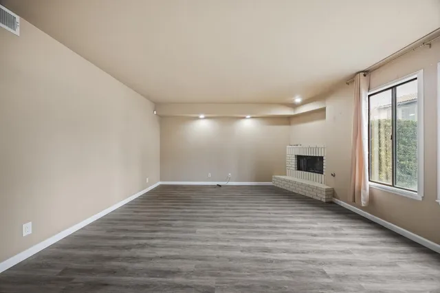 $280,000 | 897 Greenfield Avenue, Hanford, CA 93230