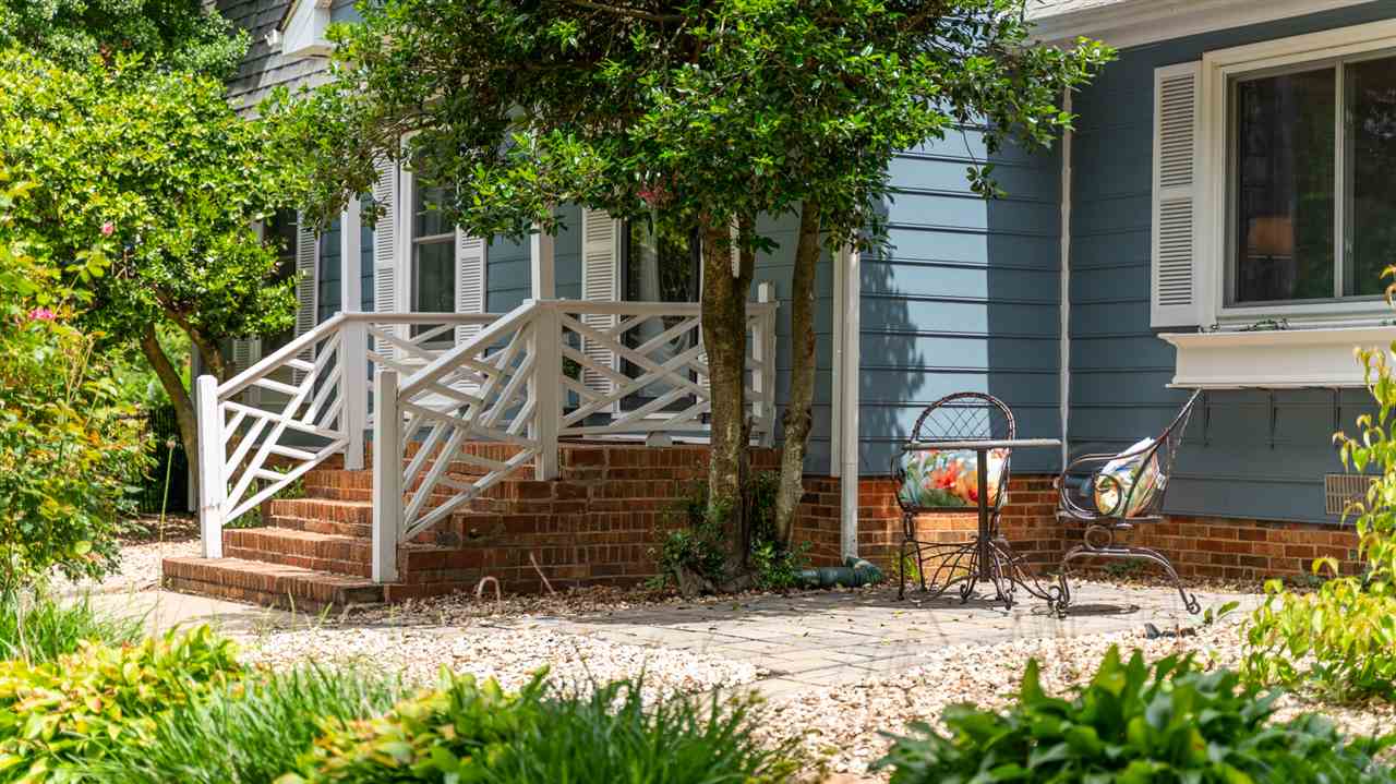 1511 Chatham Road Waynesboro, VA 22980 - Photo 3 of 40 Gallery Image 3
